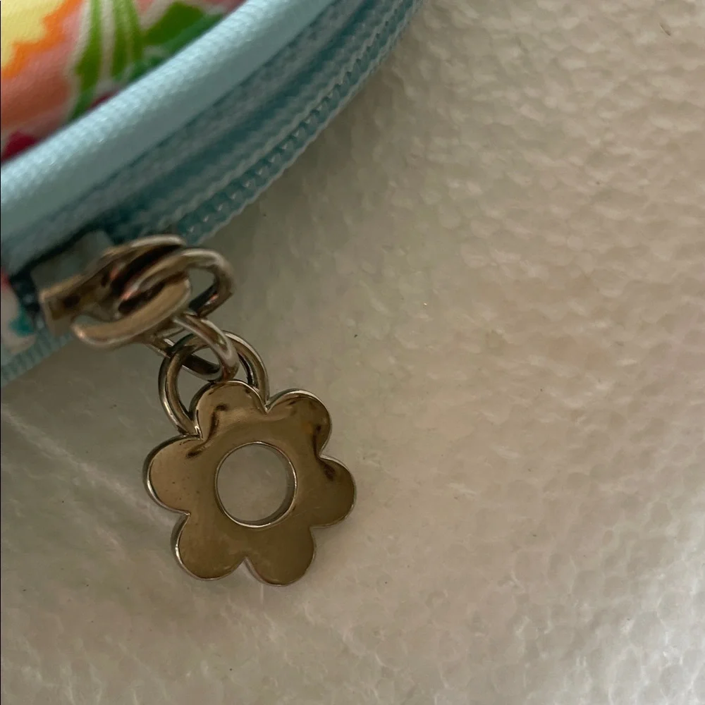 no brand charming set